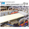 Ligne d&#39;extrusion de panneau de plafond / panneau de mur de PVC